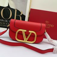 Valentino Garavani Large Supervee Shoulder Bag In Calfskin Red